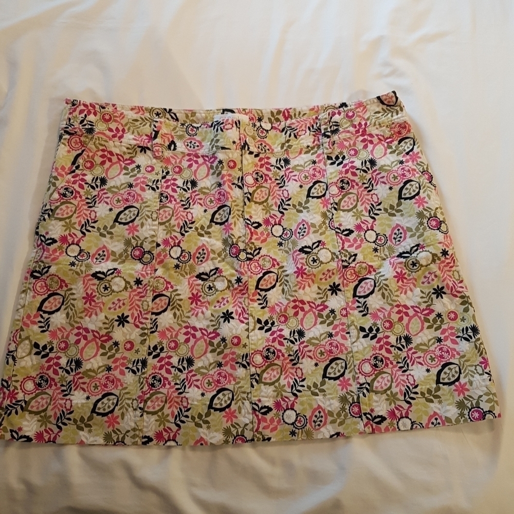 C J Banks women's size 22 W skirt plus size have shorts inside floral print EUC
